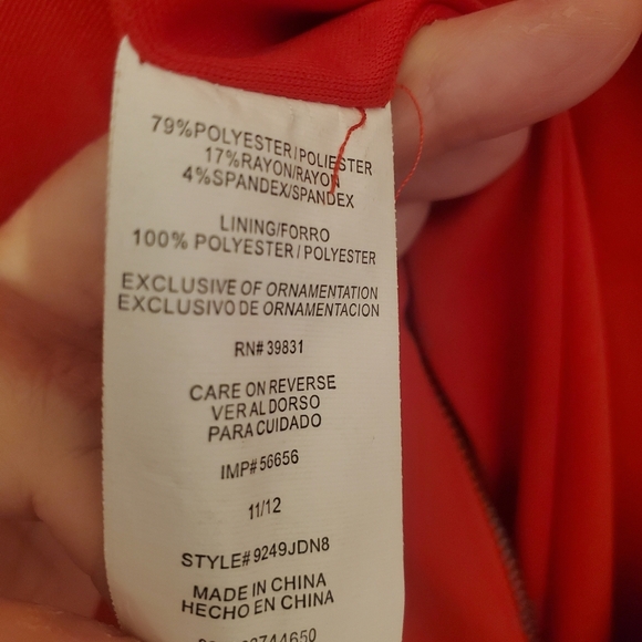 XOXO Red V-Neck Sheath Dress, flutter sleeves, Size 11/12 - Picture 8 of 8